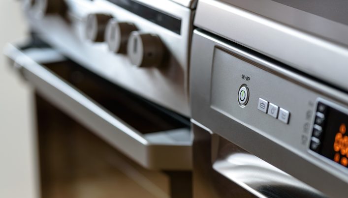 Schoonmaaktips voor de oven | Eigenhuis Keukens